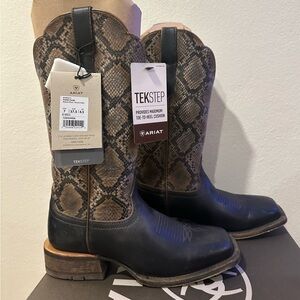 ARIAT Women’s Frontier Farrah Black Snakeskin Cowboy Western Boots Size 7 NWT